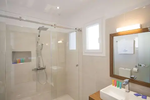 Hotel Defkalion in Πέτρα — foto 15