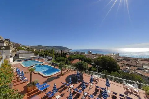 Residence Sant'Anna in Pietra Ligure — foto 2