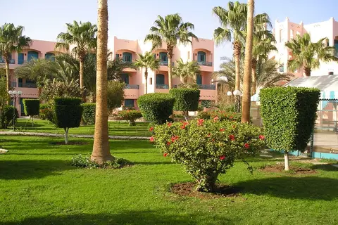 Le Pacha Resort in الهضبه — foto 13