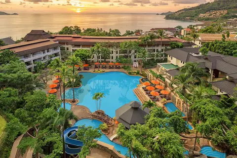 Diamond Cliff Resort & Spa in ตำบลป่าตอง