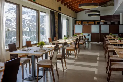 SNÖ Aragón Hills Hotel in Pyreneeën — foto 5
