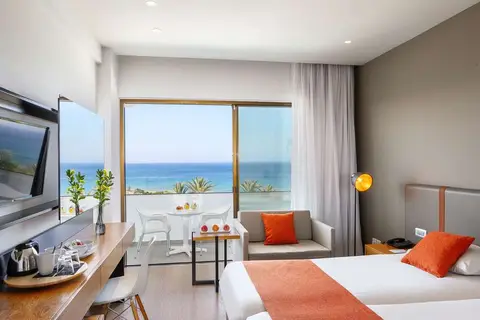 Crystal Springs Beach Hotel in Paralimni, foto 13