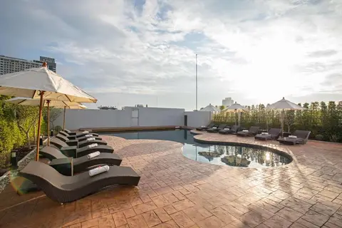 Journeyhub Pattaya Central in พัทยา