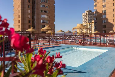 Las Palmeras Affiliated by FERGUS in Fuengirola — foto 17