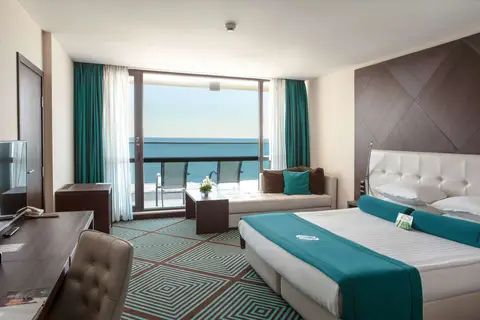 International Hotel Casino & Tower Suites in СПА център Ривиера Бийч — foto 25