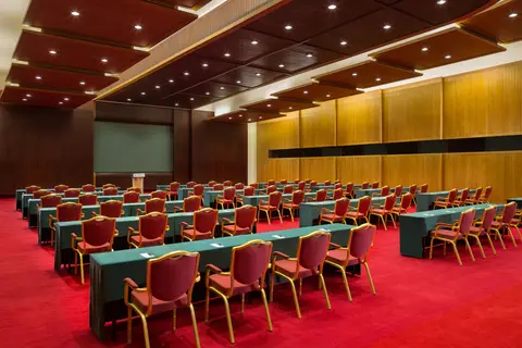 Sheraton Grand Doha Resort & Convention Hotel in Doha — foto 23