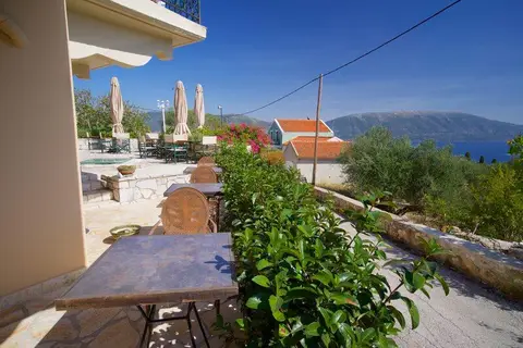 Agnantia in Δημοτική Ενότητα Ερίσου — foto 5