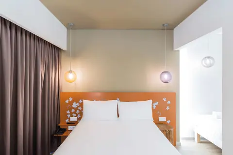 ibis Styles Lisboa Centro Marquês de Pombal in Almada — foto 23