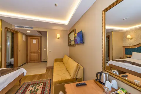 Aprilis Gold Hotel in Fatih — foto 20