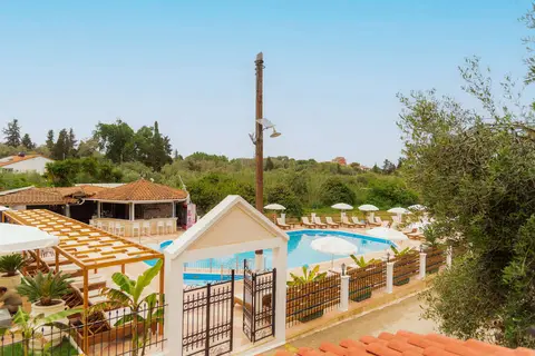 Oula Maisonettes in Δημοτική Ενότητα Λευκιμμαίων — foto 2