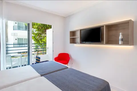 Hotel Vibra Isola in Sant Jordi de ses Salines — foto 19