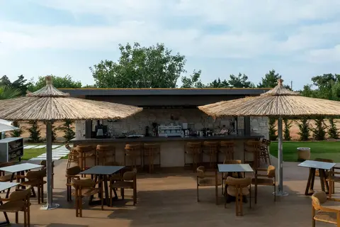Portes Theros in Nea Potidea, foto 8