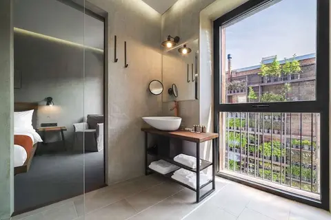 Iota Hotel Tbilisi in Tbilisi — foto 9