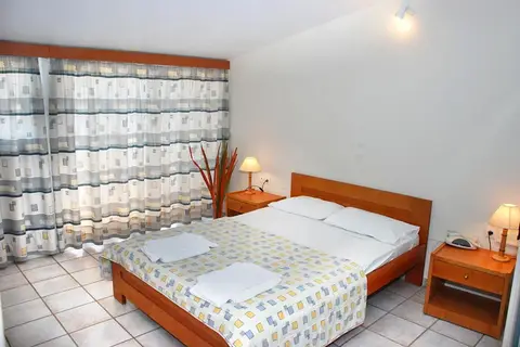 Koukounaria Hotel & Suites in Alykanas — foto 5