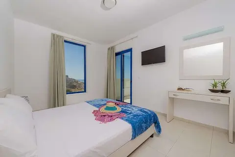 Eagles Nest Hotel in Πεύκοι — foto 8