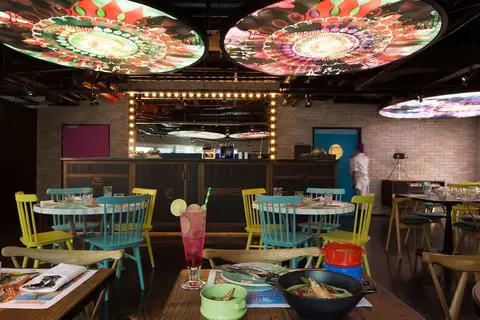 Naumi Hotel Dubai in Dubai — foto 7