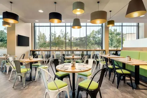 Super 8 by Wyndham Dresden in Dresden — foto 18