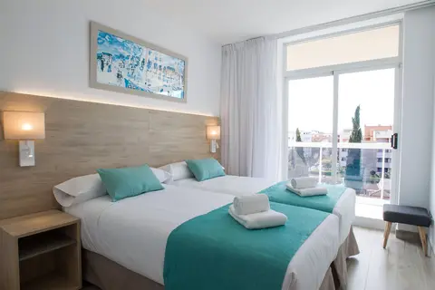 Aparthotel CYE Holiday Centre in Salou — foto 7