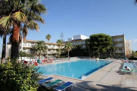 Club Hotel Aguamarina in es Mercadal — foto 25