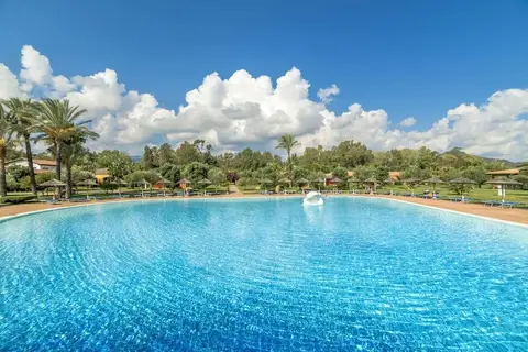 Garden Beach Hotel & Resort in Castiadas — foto 15