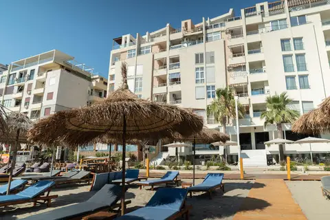 Seaside Hotel in Durrës — foto 8