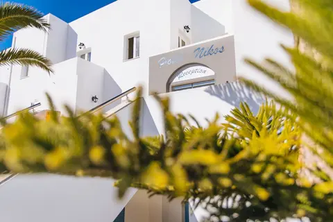 Nikos Hotel in Καρτεράδος — foto 2