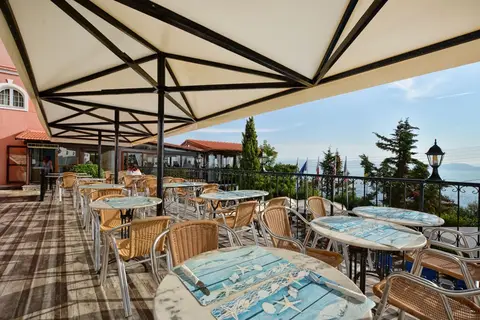 Lido Corfu Sun Hotel in Μπενίτσες — foto 16