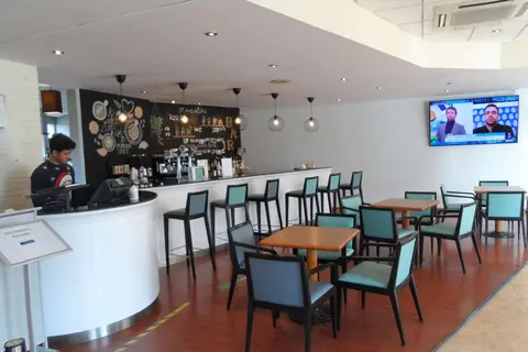 Travelodge Barcelona del Vallès in Barbera Del Valles — foto 11