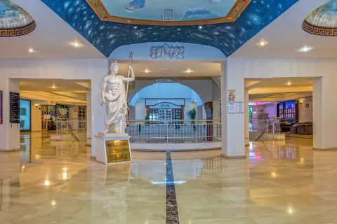 Adonis Hotel in Muratpaşa — foto 14