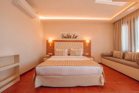 Sundia by Liberty Suncity in Fethiye — foto 2