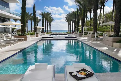 Grand Beach Hotel Surfside in Surfside