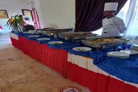 Dolphin Continental Hotel in القصير — foto 27