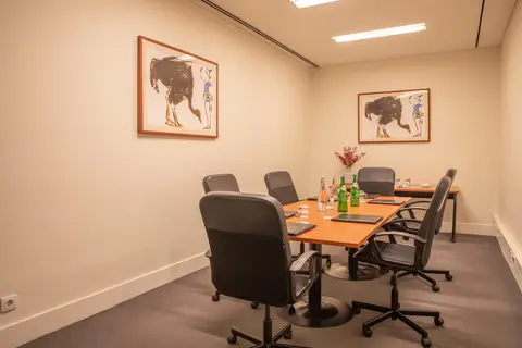 VIP Executive Art’s Hotel in Almada — foto 19