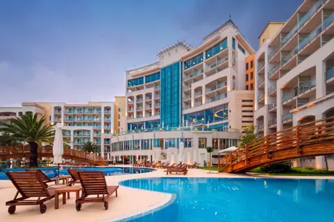 Splendid Conference & Spa Resort in Becici