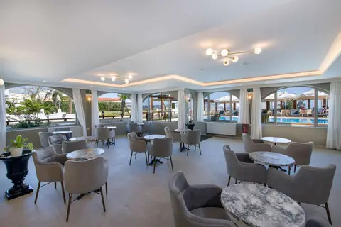 Kalyves Beach Hotel in Καλύβες — foto 6