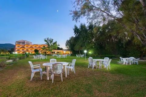 Bayside Hotel Katsaras in Ιαλυσός — foto 10