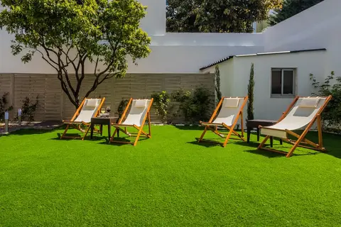 Vila Garden Guesthouse in Almada — foto 11