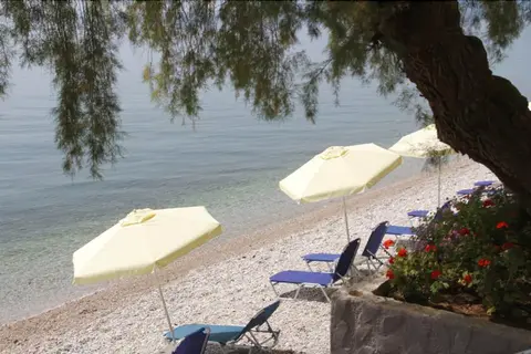 Siagas Beach Hotel in Agioi Theodoroi — foto 18