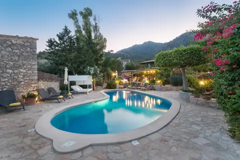Can Furios Petit Hotel in Selva