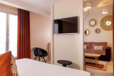 Hotel Elysees 8 in Parijs, foto 25