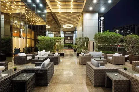 Royal Continental Hotel in Dubai — foto 26