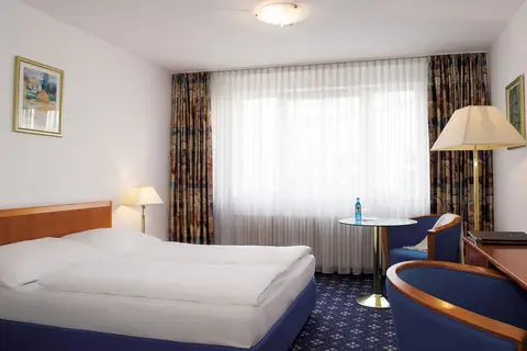 Victor's Residenz-Hotel München in Unterschleißheim — foto 14