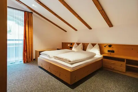 Hotel Residence Griesfeld in Taufers im Münstertal - Tubre — foto 9
