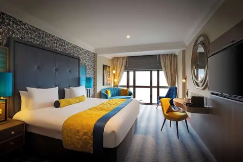 Leonardo Royal Hotel London City in Londen, foto 2