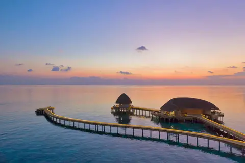Emerald Faarufushi Resort & Spa in Rah Gili Maldives — foto 13
