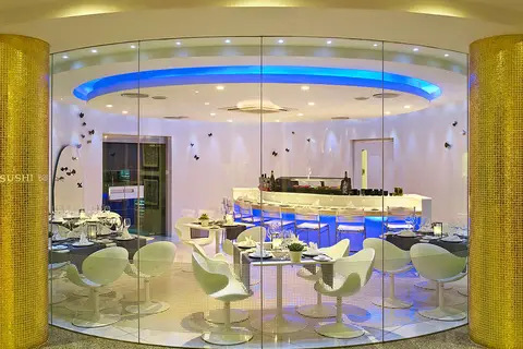 Mediterranean Beach Hotel in Limassol — foto 21