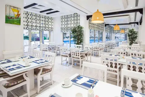 Al Hamra Residence in Waldorf Astoria Ras Al Khaimah Private Beach — foto 6