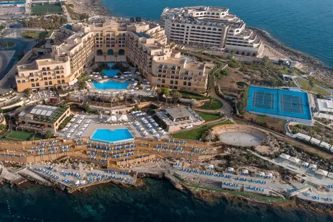 Corinthia Hotel St George's Bay, Malta in San Ġiljan — foto 19