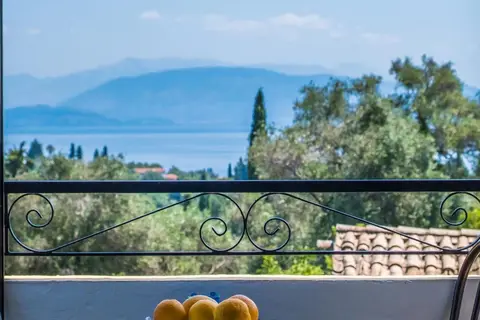 Aggeliki Apartments in Dassia Ski Club: Parasailing Water Sports in Corfu, foto 12