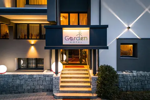 Hotel Garden - Adults only in Commezzadura — foto 9